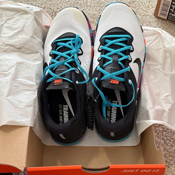 Nike Metcons 2 - Picture 1 of 5